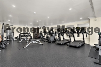 Spacious 1-Bedroom Loft-Style Condo at Historic Broadway Hollywood