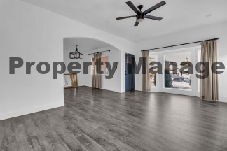 6707 4th Avenue, Los Angeles, CA, 90043