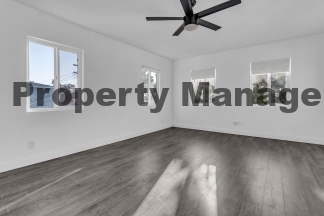 6707 4th Avenue, Los Angeles, CA, 90043