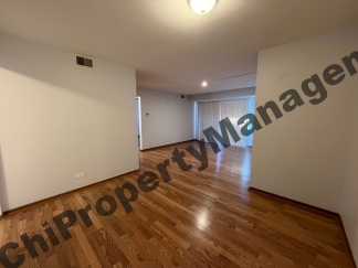 493 Leslie Ct, Apt 102, Des Plaines, IL 60016