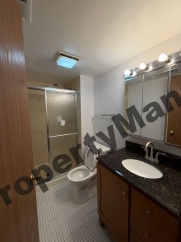 493 Leslie Ct, Apt 102, Des Plaines, IL 60016