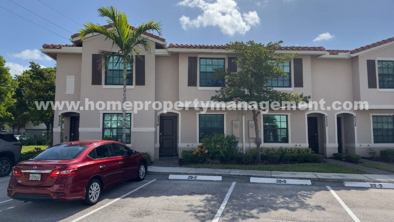 https://showinghero.com/upload/PropertyImages/Watermark_PropertyFull42520-174615166711.jpg