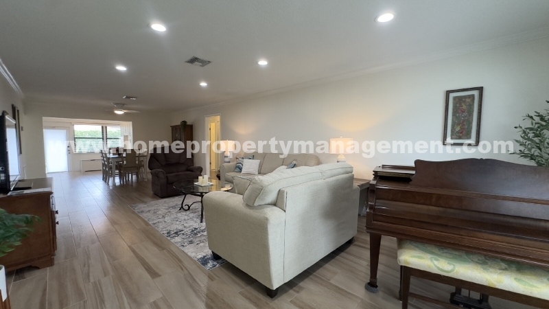 https://showinghero.com/upload/PropertyImages/Watermark_PropertyFull42969-174848447751.jpg