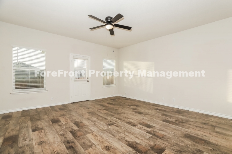 https://showinghero.com/upload/PropertyImages/Watermark_PropertyFull43315-17503412033.jpg